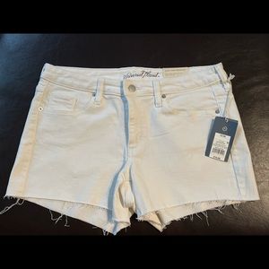 NEW Universal Thread Shorts Size 10
